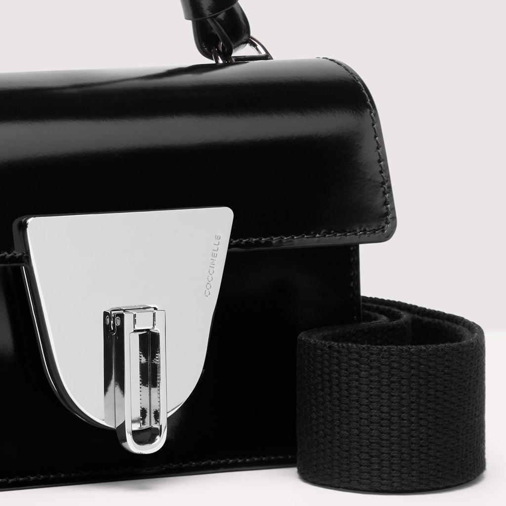 BORSETTA A MANO/TRACOLLA COCCINELLE NICO SHINY CALF COLORE NERO