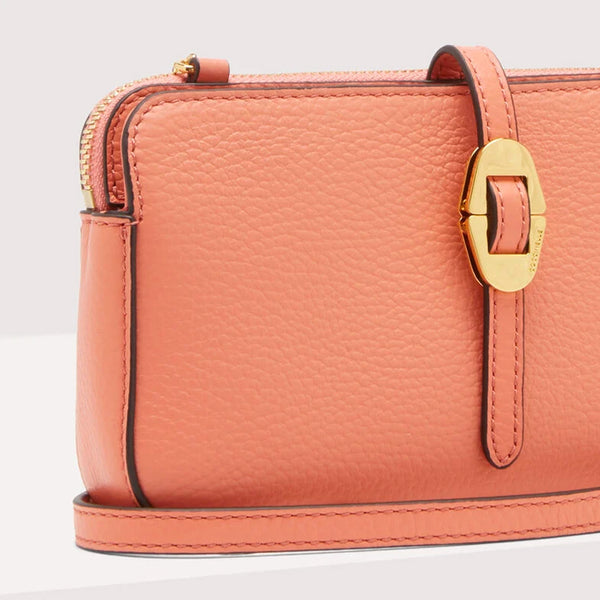MINI-BAG COCCINELLE CON PELLE A GRANA COLORE GERANIUM