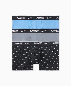 BOXER NIKE TRUNK IN CONFEZIONE DA TRE 0000KE10089JI | fronte indossato | Salotto shop